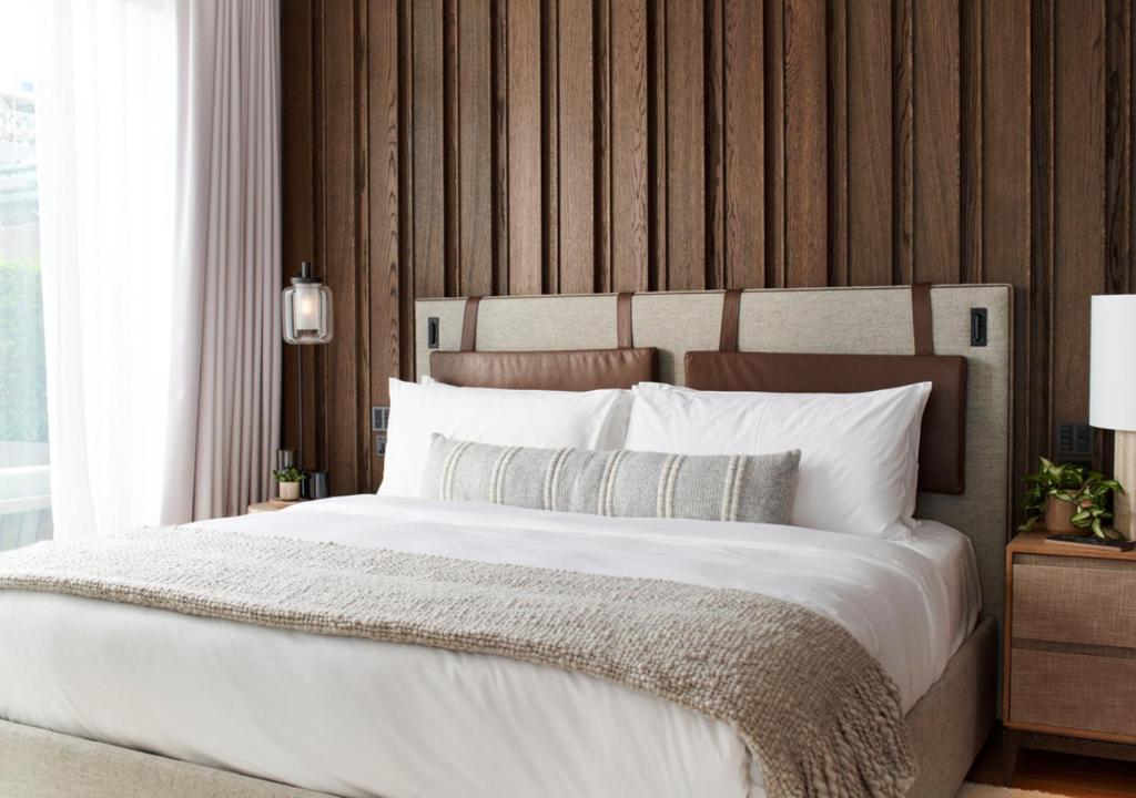 1 Hotel Mayfair room