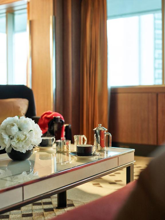 45 Park Lane - Dorchester Collection room