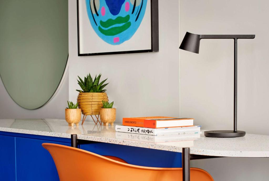 art'otel London Battersea Power Station, by Radisson Hotels room