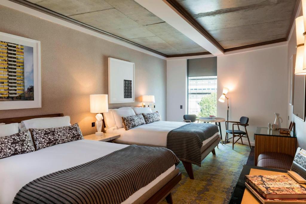 Family Room with Two Queen Beds