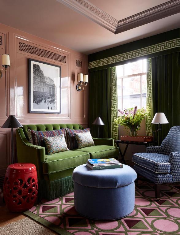 Beaverbrook Town House room