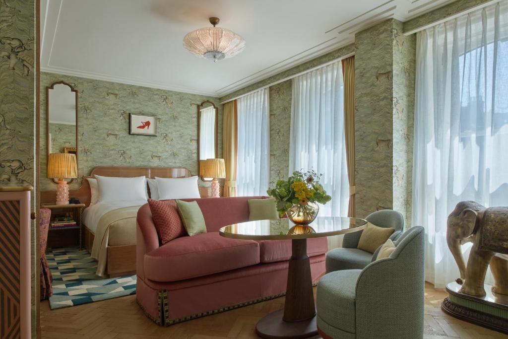 Junior Suite