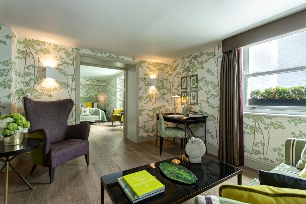 Brown's Hotel, a Rocco Forte Hotel room