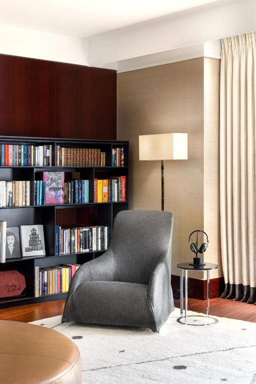 Bvlgari Hotel London room