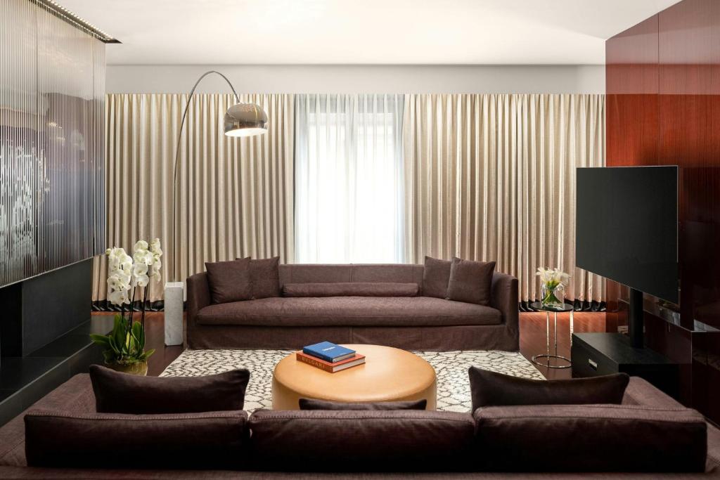 Bvlgari Hotel London room
