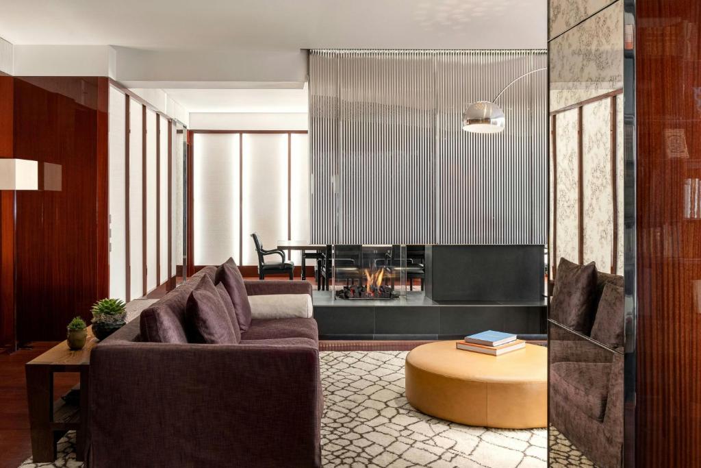Bvlgari Hotel London room