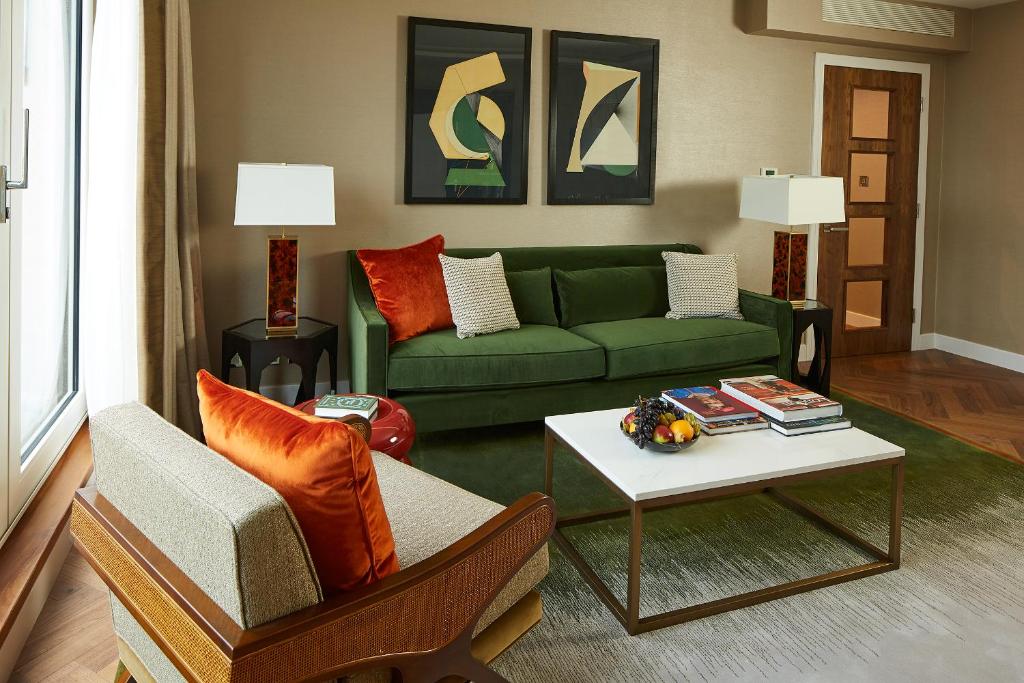 Superior Two-Bedroom Apartment