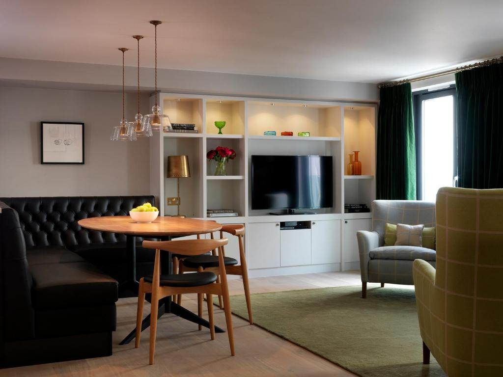 Cheval Knightsbridge room