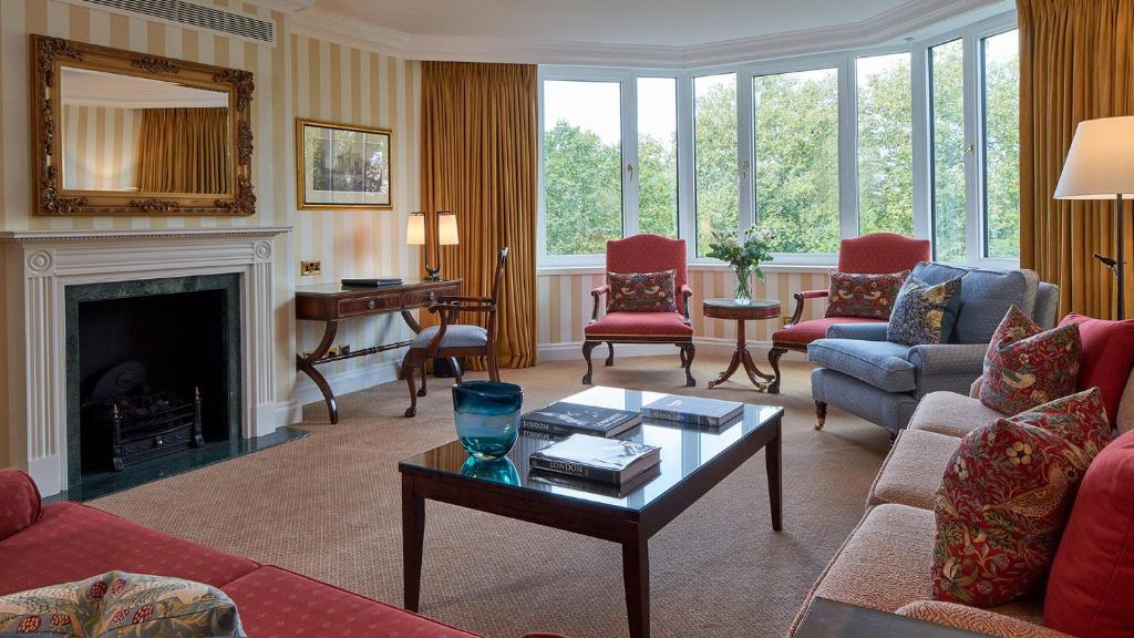 Luxury Two Bedroom Apartment - Hyde Park View