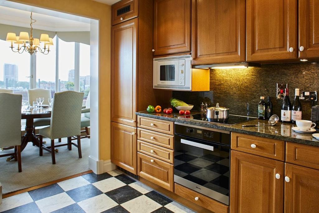 Cheval Thorney Court at Hyde Park room