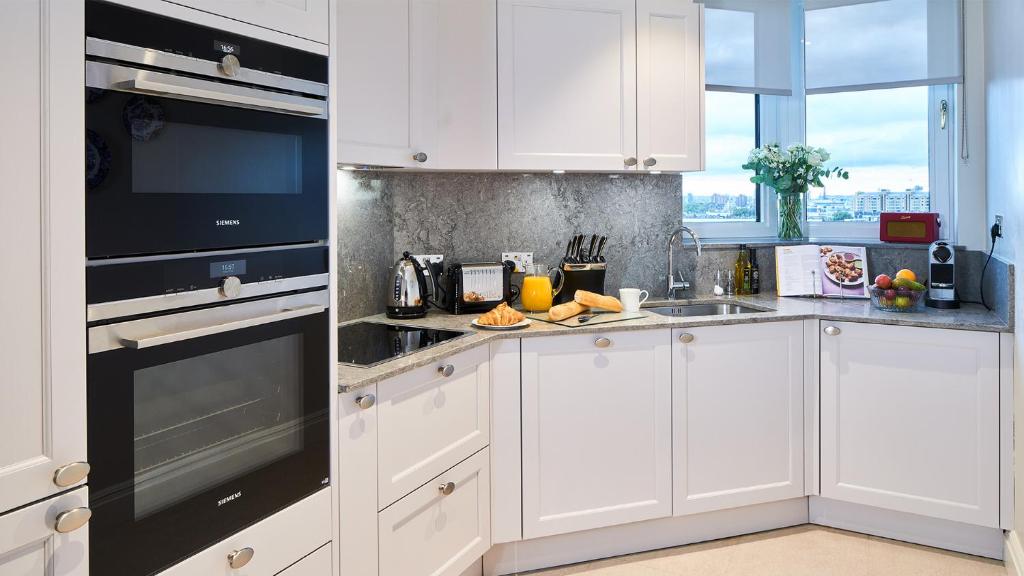 Cheval Thorney Court at Hyde Park room