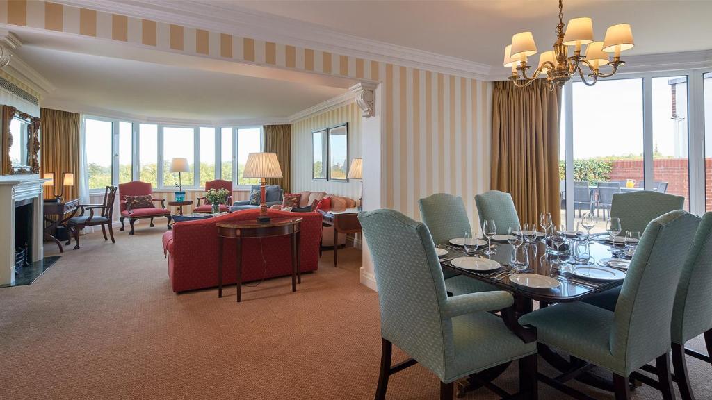 Cheval Thorney Court at Hyde Park room
