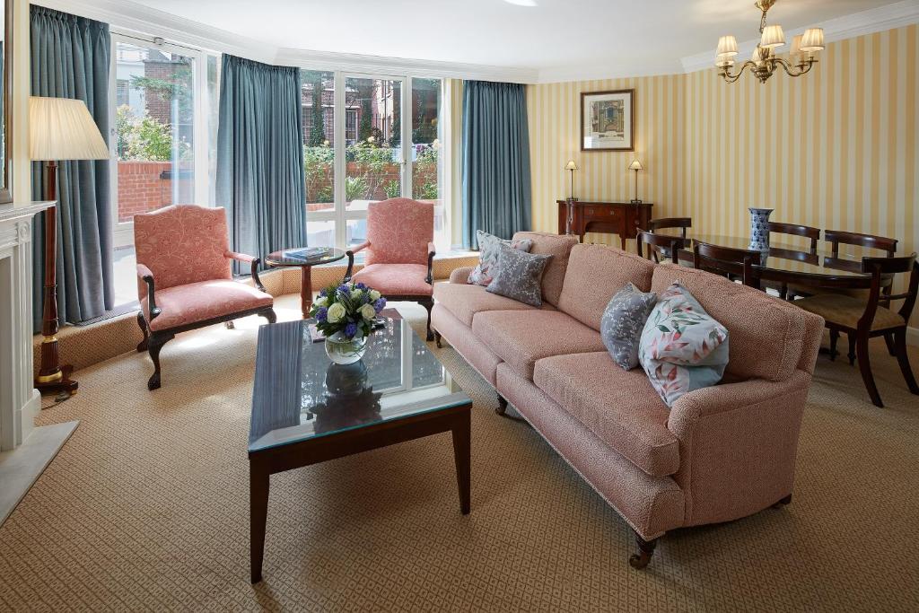 Two Bedroom Townhouse