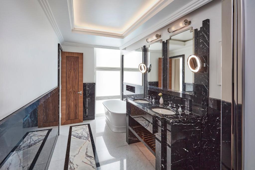 Claridge's, Maybourne room