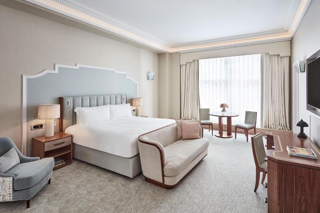 Claridge's, Maybourne room