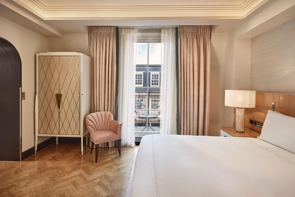 Claridge's, Maybourne room