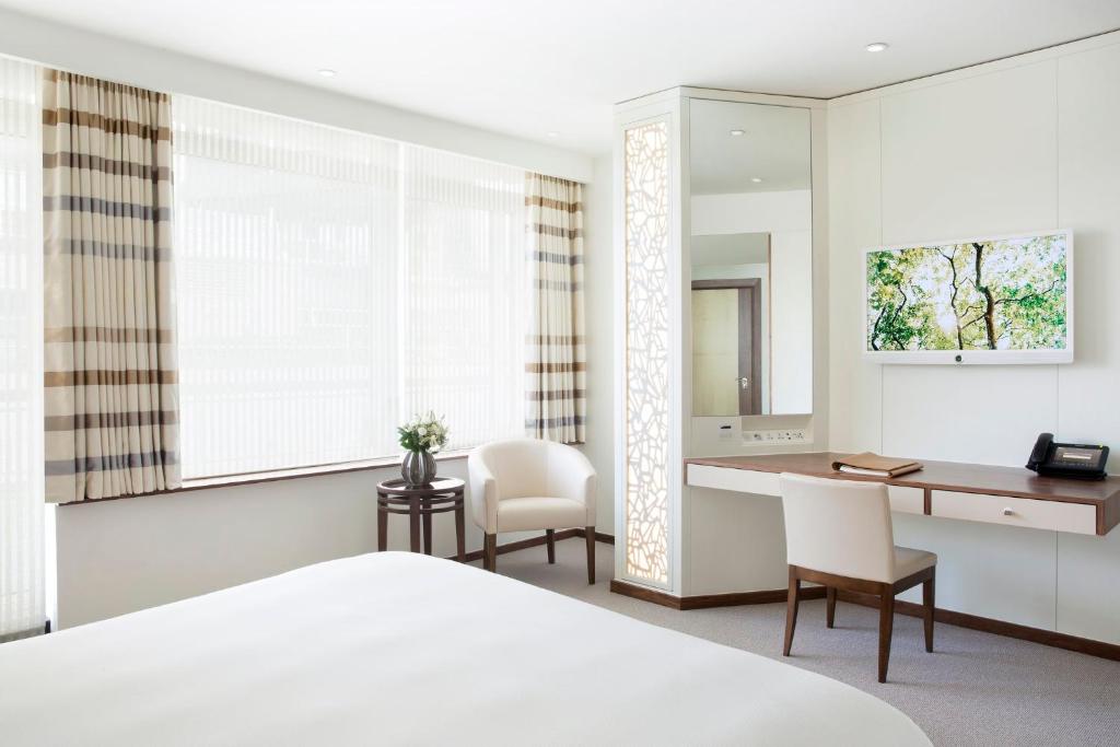 Double Deluxe Room