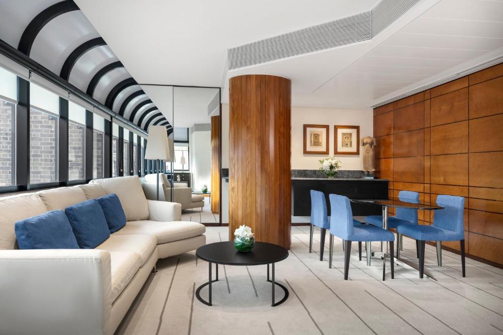 Executive King Suite