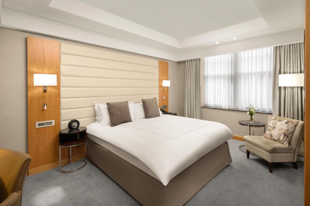 Executive King Room - Lounge Access