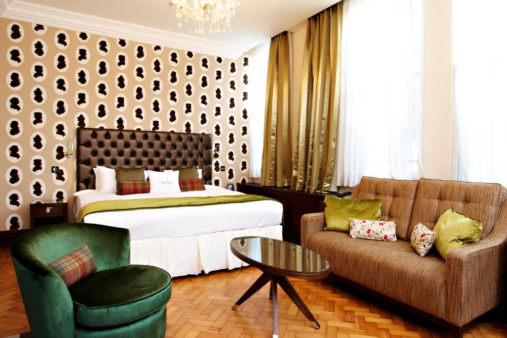 King Magistrate Suite