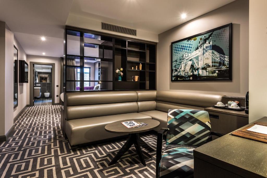 Hoxton Studio Suite