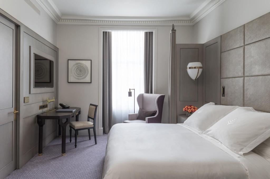 Superior Room king bed