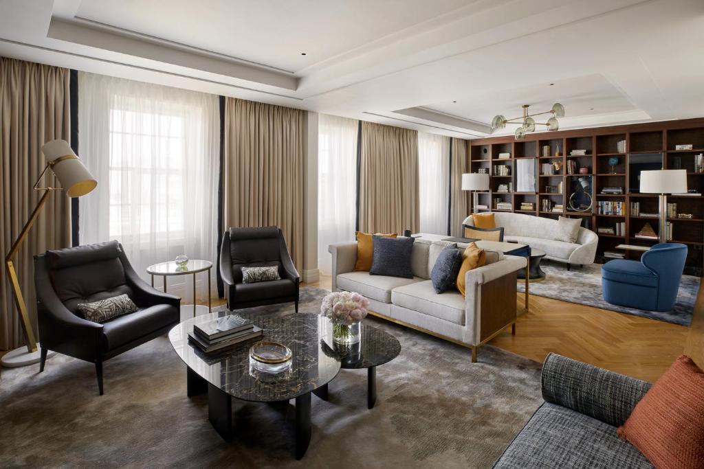 Three Bedroom Hotel Residence