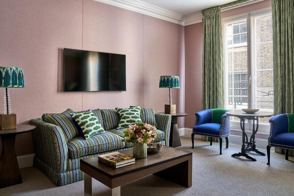 Haymarket Hotel, Firmdale Hotels room