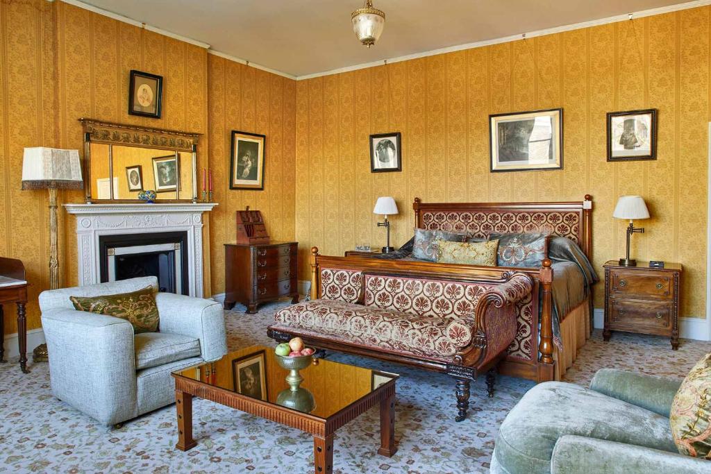 Home House - Private Member's Club room