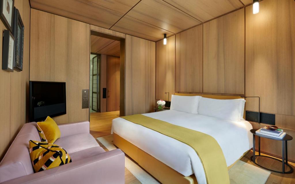 Hotel Cafe Royal room