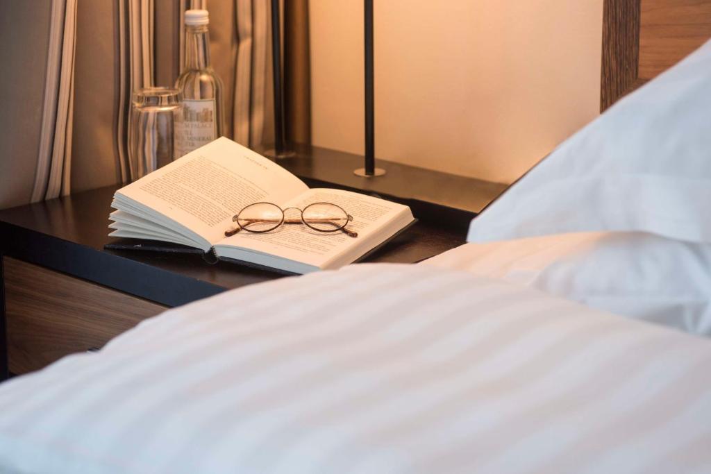 Hyatt Regency London - The Churchill room