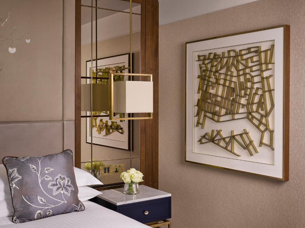 Classic King Room - Mayfair Floor