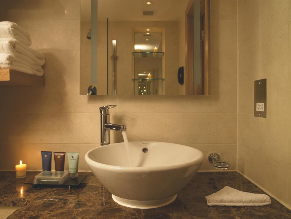 Jumeirah Lowndes London room
