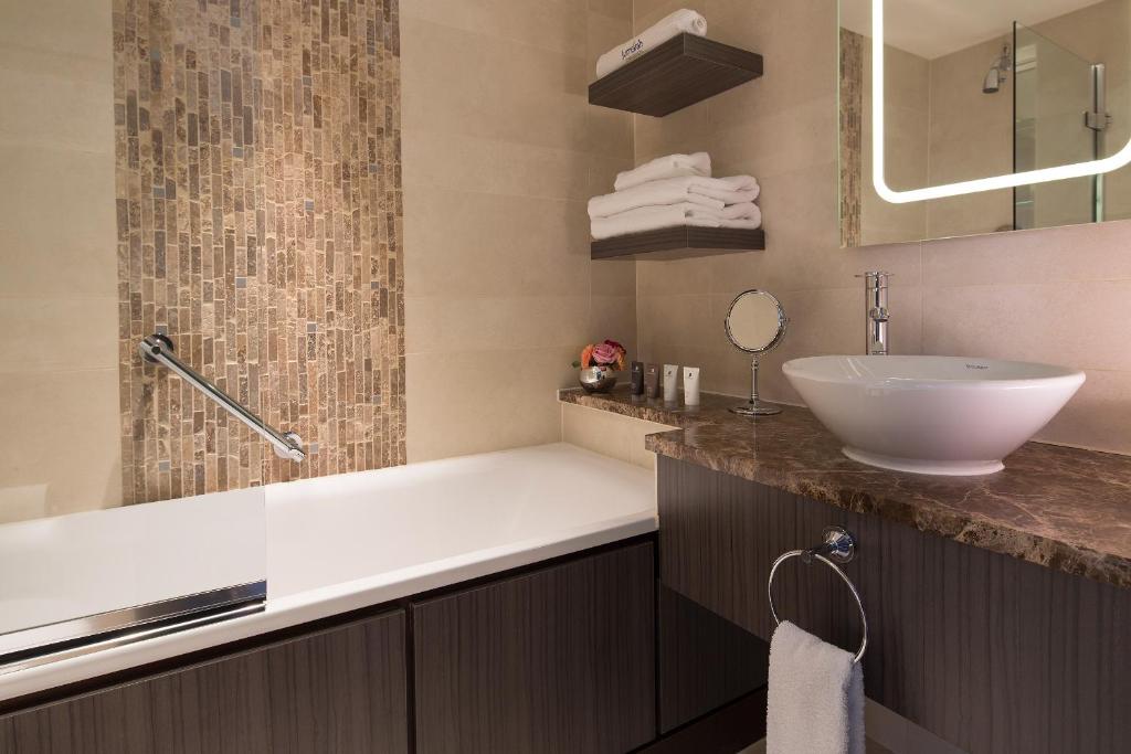 Jumeirah Lowndes London room