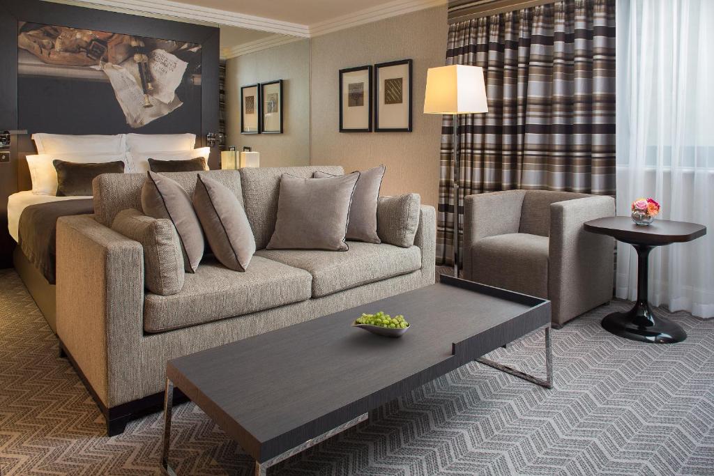 Jumeirah Lowndes London room