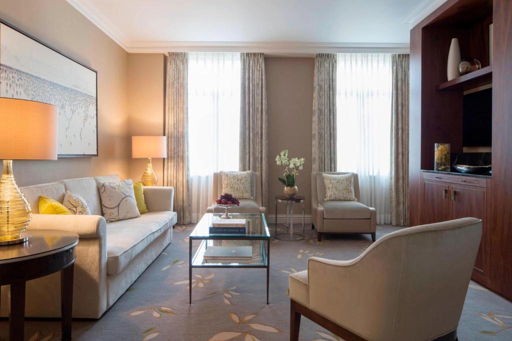 Executive Suite, 1 King