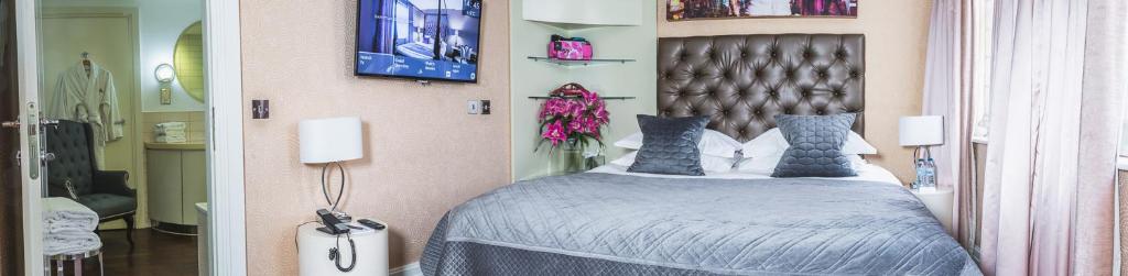 Karma Sanctum Soho Hotel room