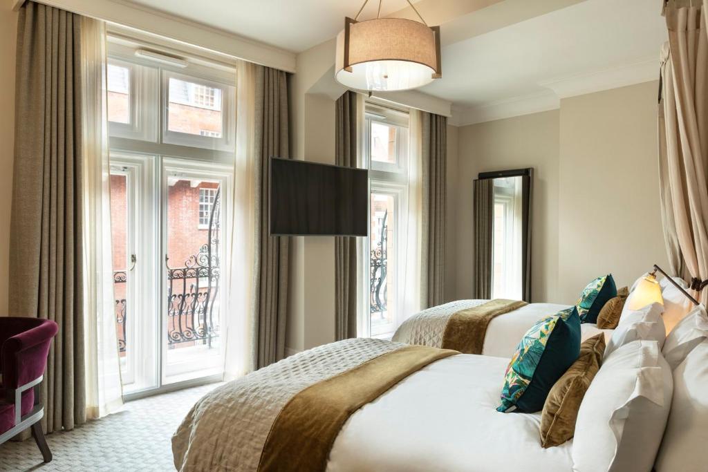 Kimpton Fitzroy London by IHG room