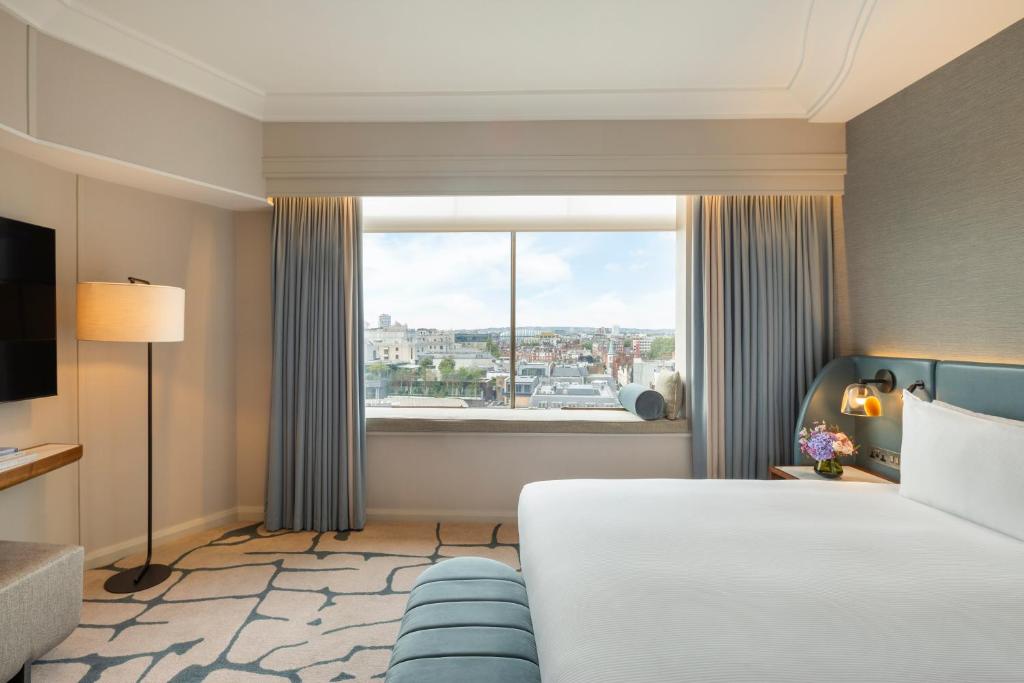 London Hilton on Park Lane room