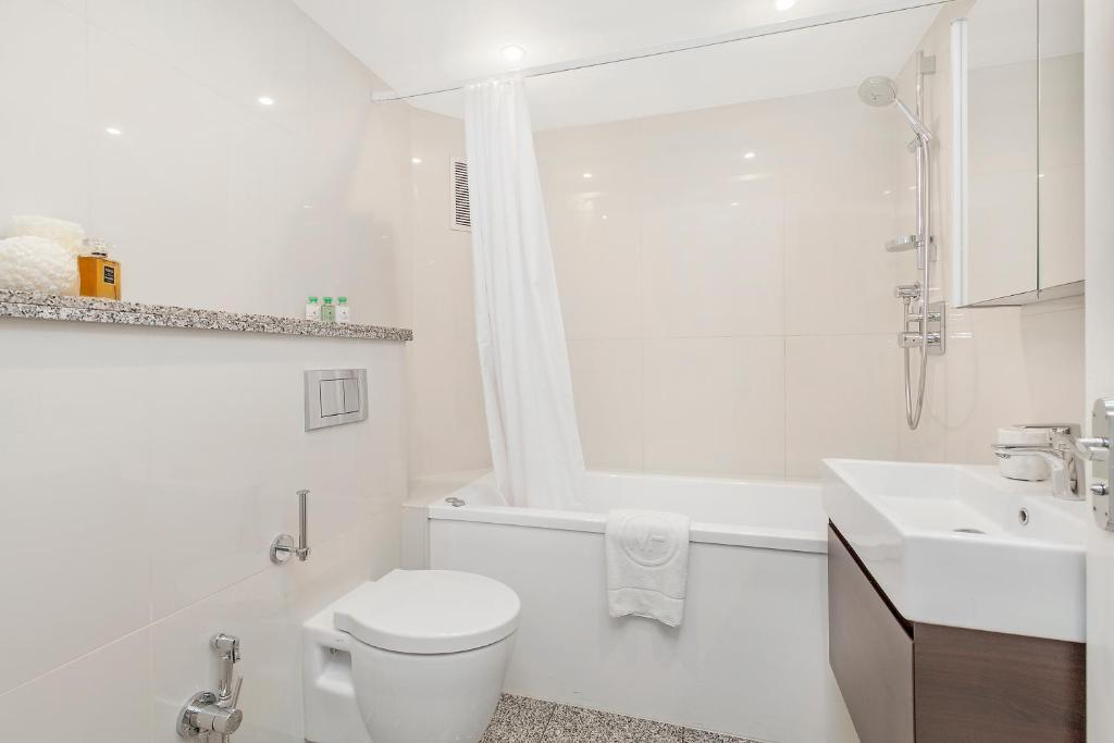Mayfair House room