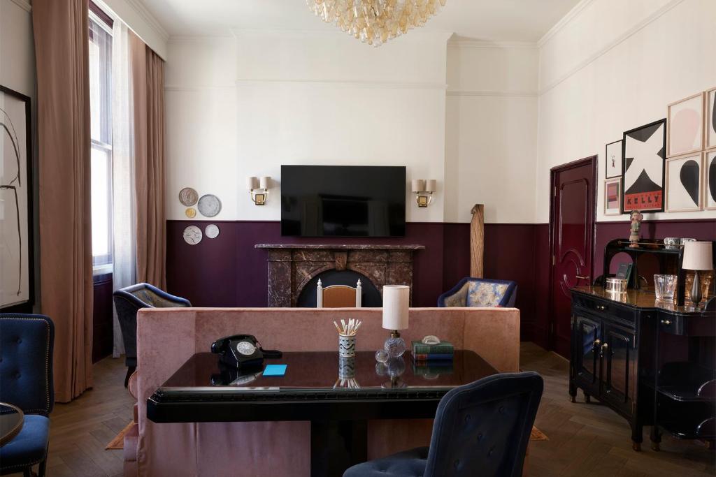 Magistrate Suite