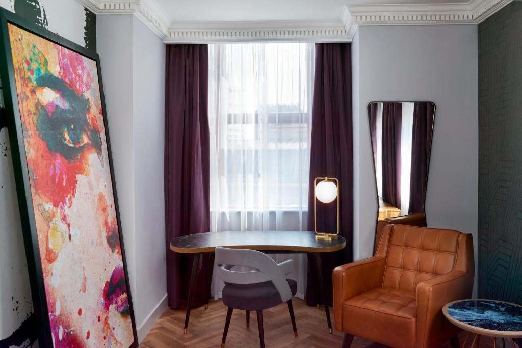 NYX Hotel London Holborn by Leonardo Hotels room