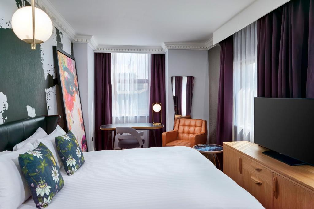 NYX Hotel London Holborn by Leonardo Hotels room