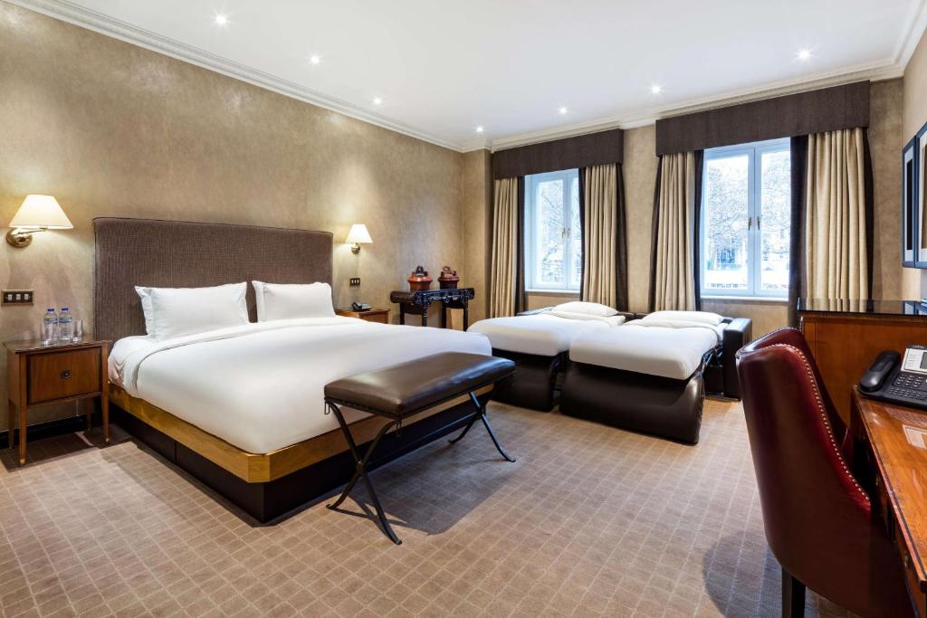 Radisson Blu Hotel, London Leicester Square room