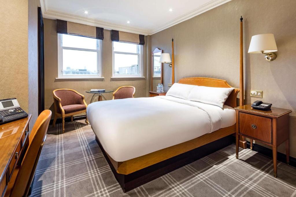 Radisson Blu Hotel, London Leicester Square room