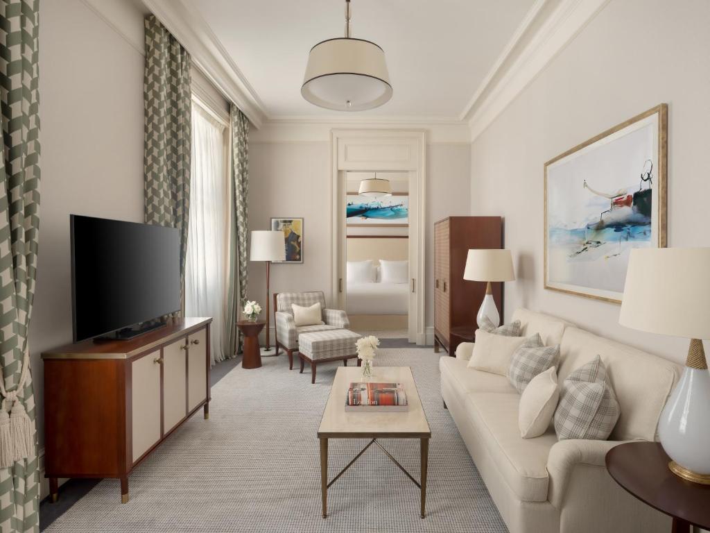 Raffles London at The OWO room