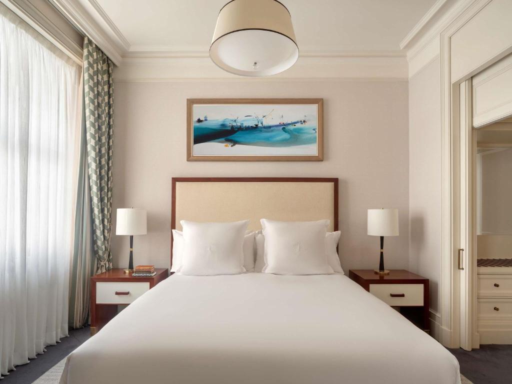 Raffles London at The OWO room