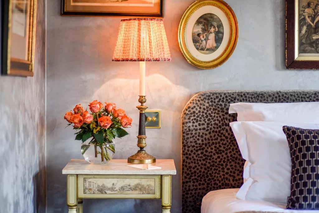 San Domenico House room