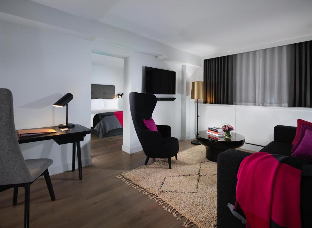 One-Bedroom Suite
