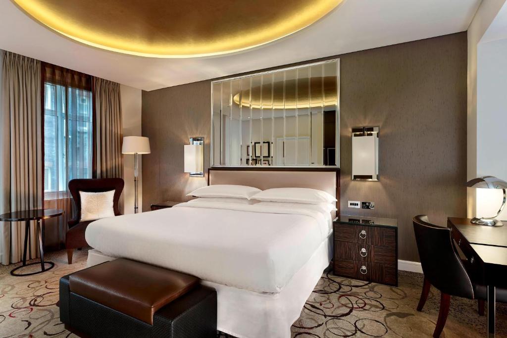 Club Queen Room - Club Lounge Access